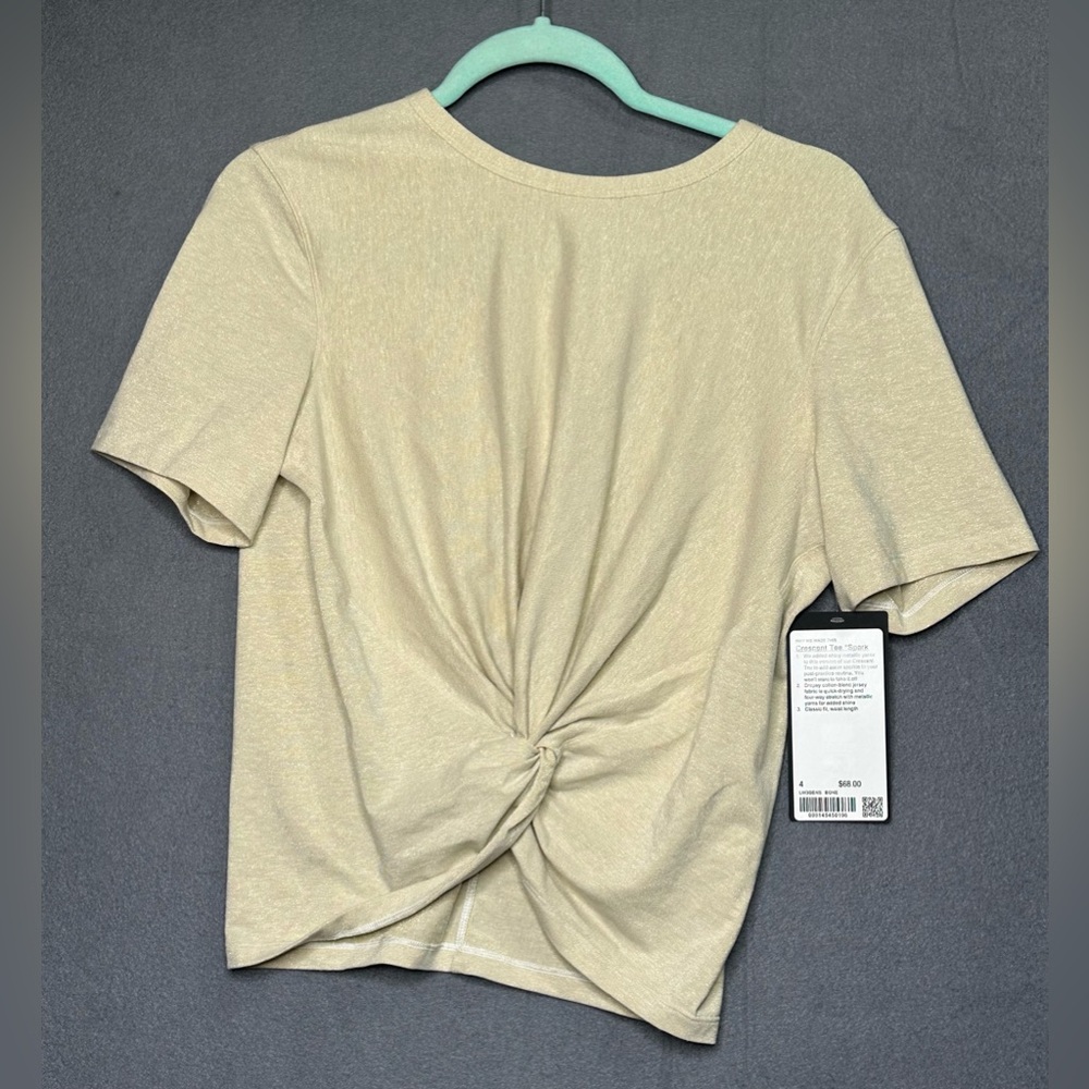 lululemon athletica cream and gold sparkle crescent tee BNWT